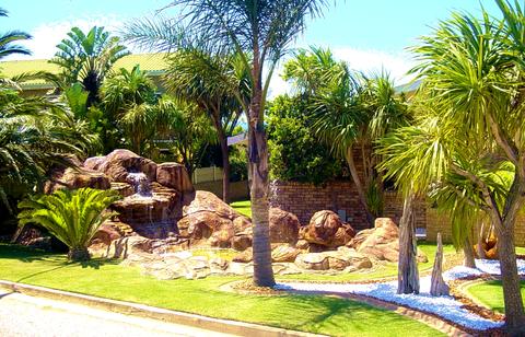 Rockfeatures-how-to-dvd-fish-pond